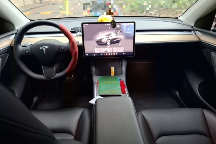 Used Tesla Model Y 2022 Revised Version Rear-Wheel Drive Center Console