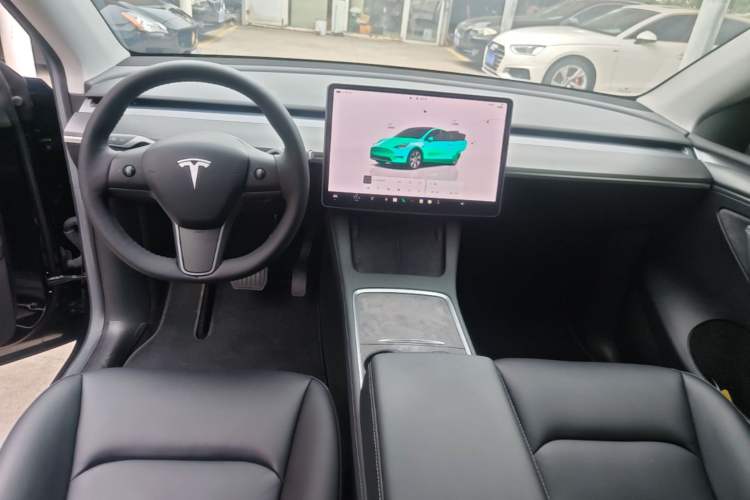 Used Tesla Model Y 2022 Revised Version Rear-Wheel Drive Center Console
