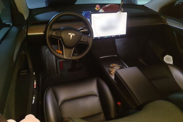 Used Tesla Model Y 2022 Revised Version Rear-Wheel Drive Center Console