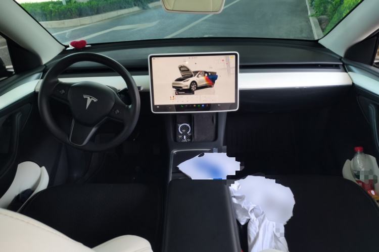 Used Tesla Model Y 2022 Revised Version Long-Range All-Wheel Drive Center Console