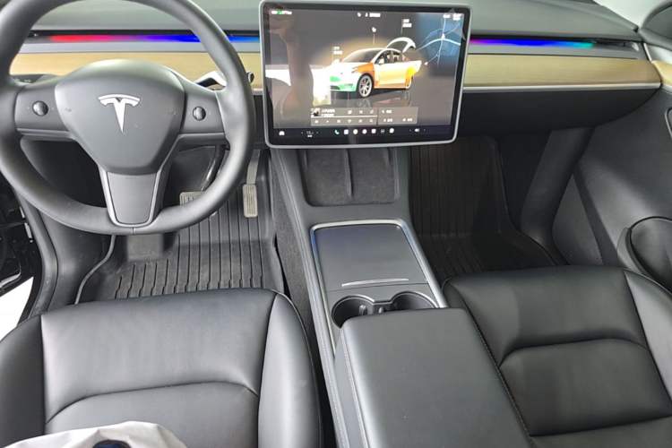 Used Tesla Model Y 2022 Revised Version Rear-Wheel Drive Center Console