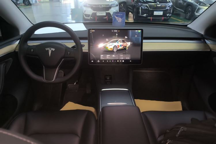 Used Tesla Model Y 2022 Revised Version Rear-Wheel Drive Center Console