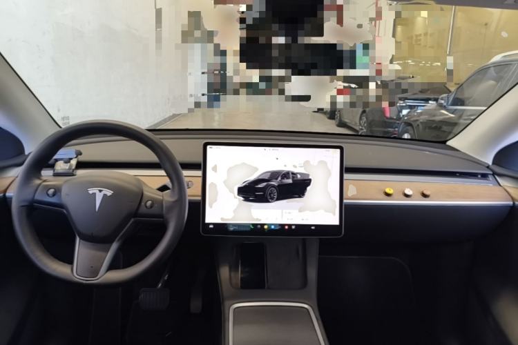 Used Tesla Model Y 2022 Rear-Wheel-Drive Version Center Console