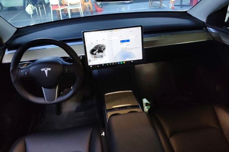 Used Tesla Model Y 2022 Revised Version Rear-Wheel Drive Center Console