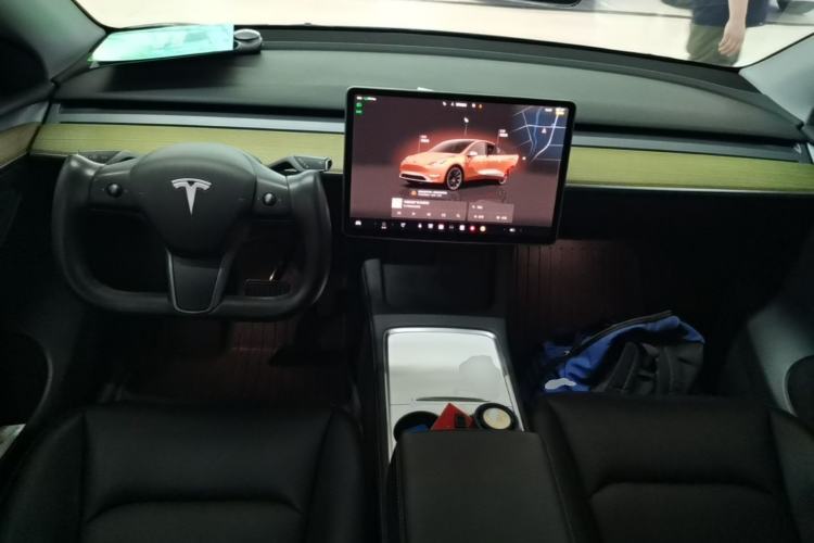 Used Tesla Model Y 2022 Revised Version Rear-Wheel Drive Center Console