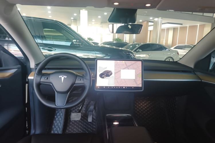 Used Tesla Model Y 2022 Revised Version Rear-Wheel Drive Center Console