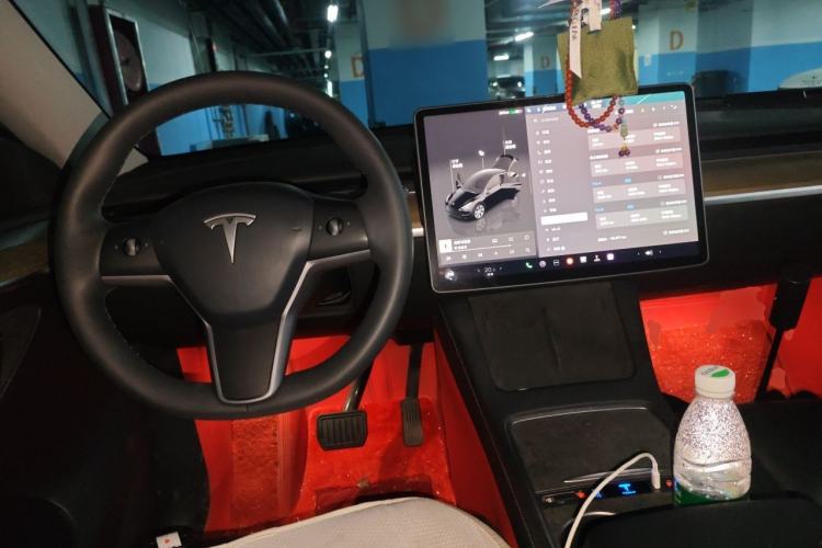 Used Tesla Model Y 2022 Revised Version Rear-Wheel Drive Center Console