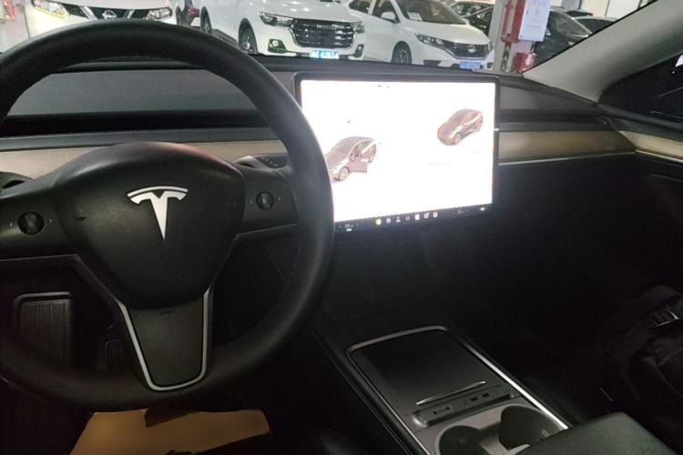 Used Tesla Model Y 2022 Revised Version Rear-Wheel Drive Center Console