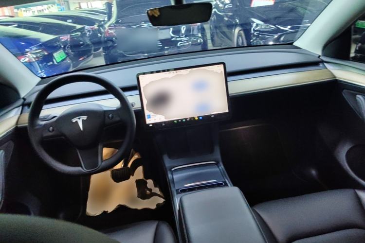 Used Tesla Model Y 2022 Rear-Wheel-Drive Version Center Console