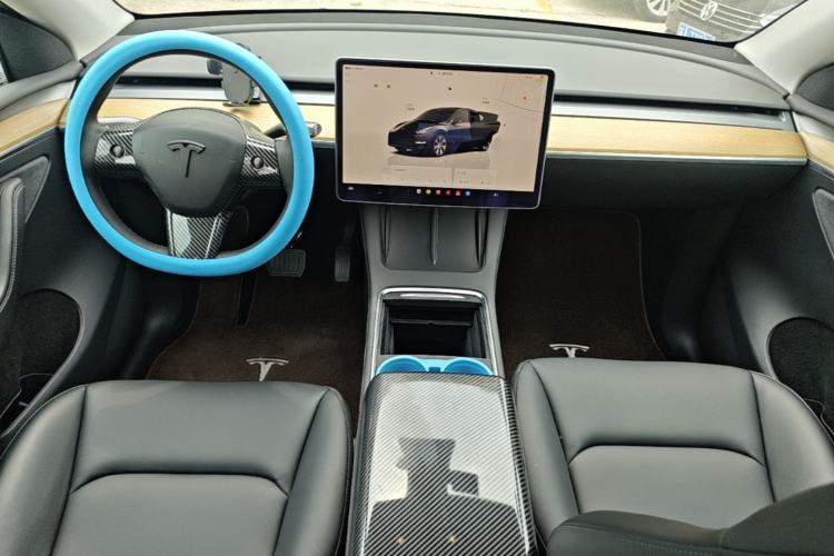 Used Tesla Model Y 2022 Rear-Wheel-Drive Version Center Console