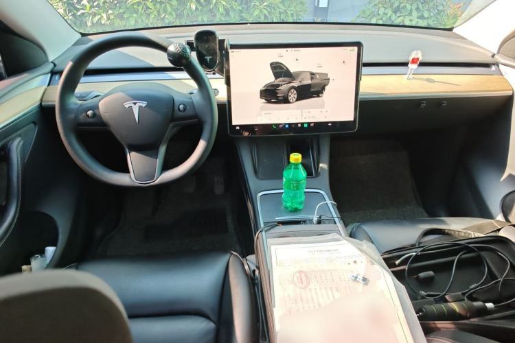 Used Tesla Model Y 2022 Revised Version Rear-Wheel Drive Center Console