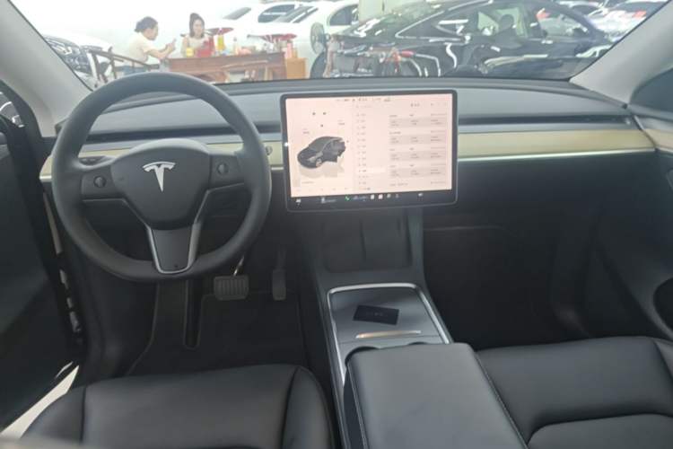 Used Tesla Model Y 2022 Revised Version Rear-Wheel Drive Center Console