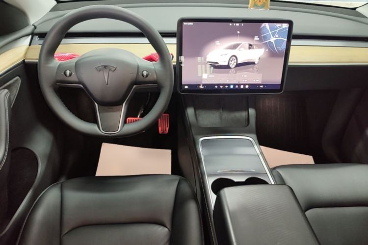 Used Tesla Model Y 2022 Revised Version Rear-Wheel Drive Center Console