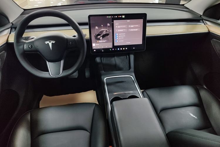 Used Tesla Model Y 2022 Revised Version Rear-Wheel Drive Center Console