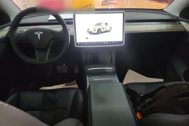 Used Tesla Model Y 2022 Revised Version Rear-Wheel Drive Center Console