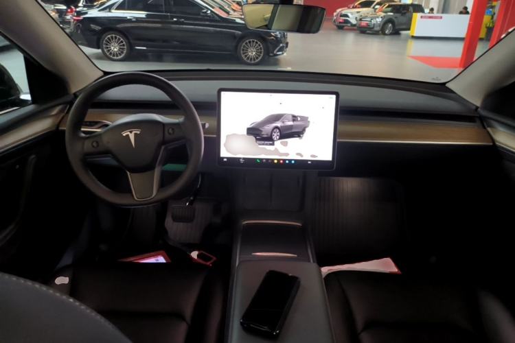Used Tesla Model Y 2022 Rear-Wheel-Drive Version Center Console