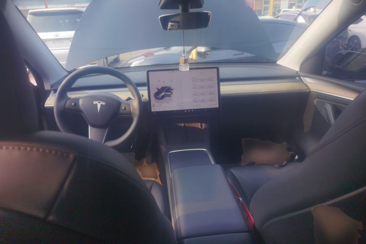 Used Tesla Model Y 2022 Revised Version Rear-Wheel Drive Center Console