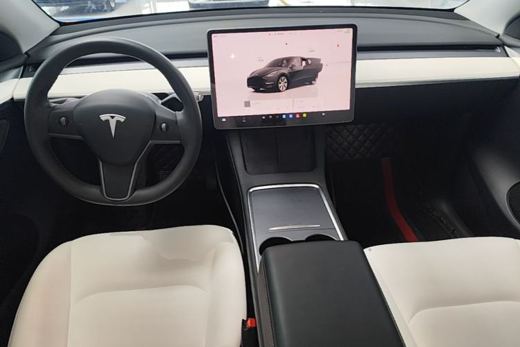 Used Tesla Model Y 2022 Rear-Wheel-Drive Version Center Console