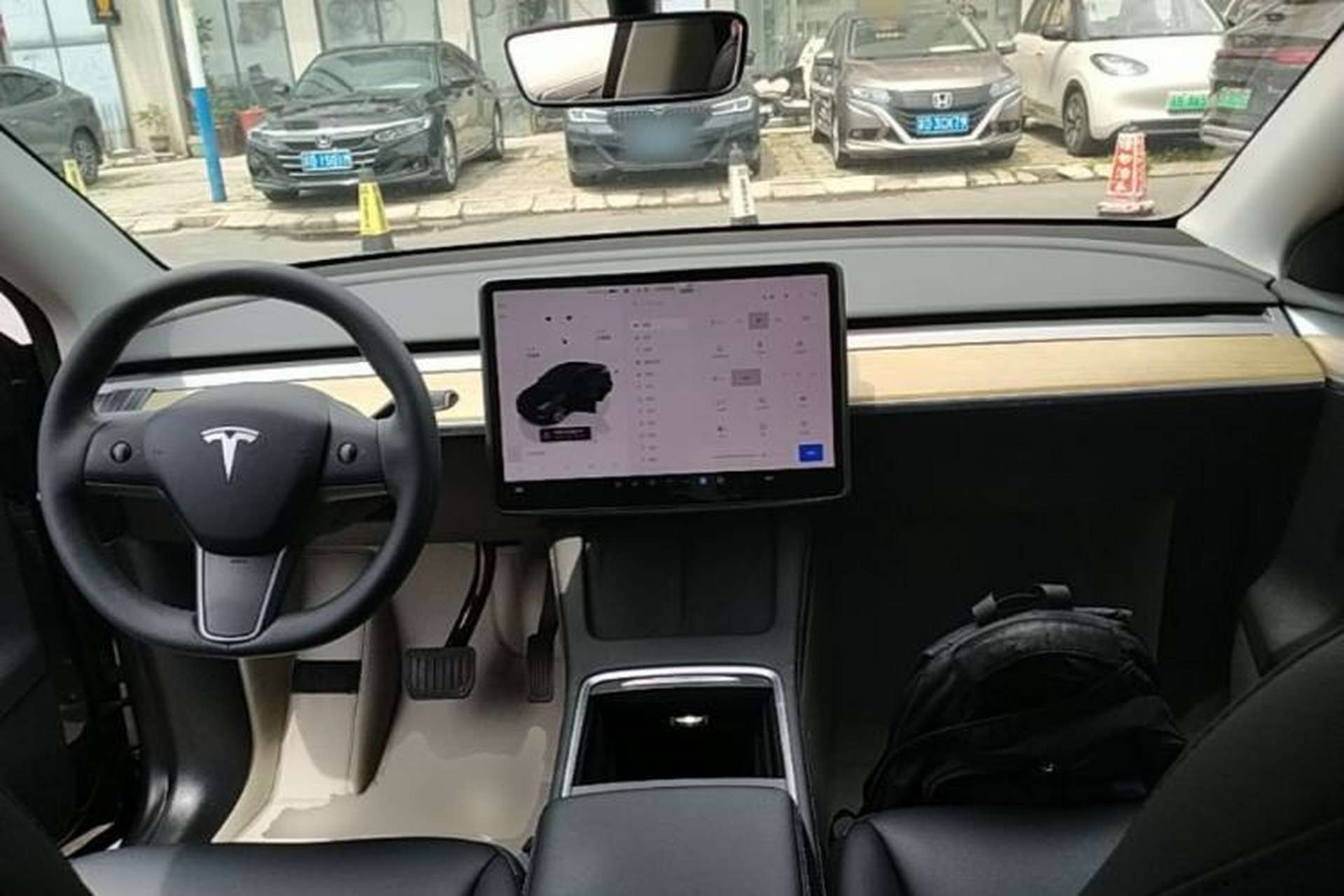 Used Tesla Model Y 2022 Revised Version Rear-Wheel Drive Center Console