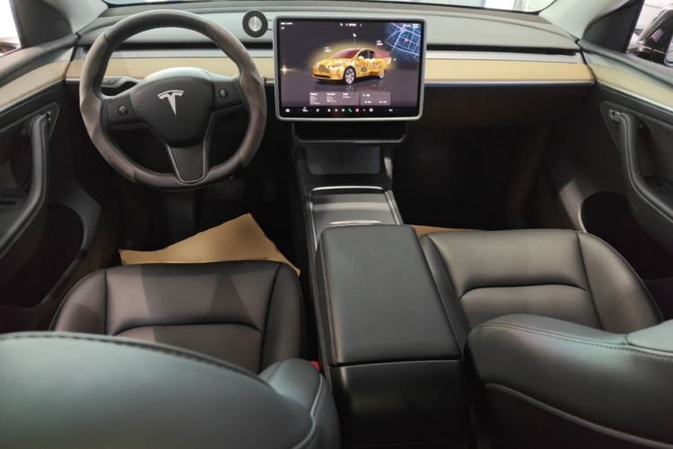 Used Tesla Model Y 2022 Revised Version Rear-Wheel Drive Center Console