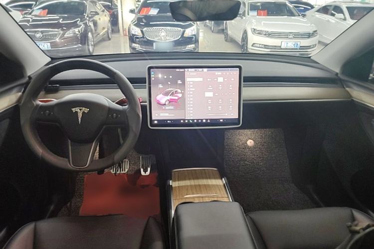 Used Tesla Model Y 2022 Revised Version Rear-Wheel Drive Center Console