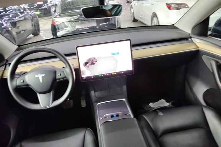 Used Tesla Model Y 2022 Revised Version Rear-Wheel Drive Center Console
