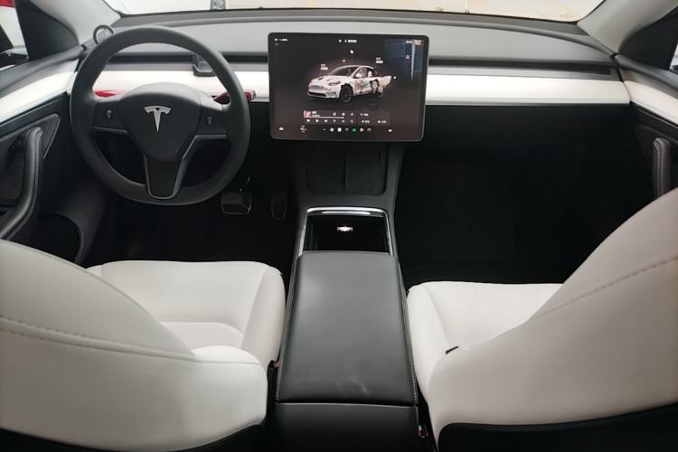 Used Tesla Model Y 2022 Revised Version Rear-Wheel Drive Center Console