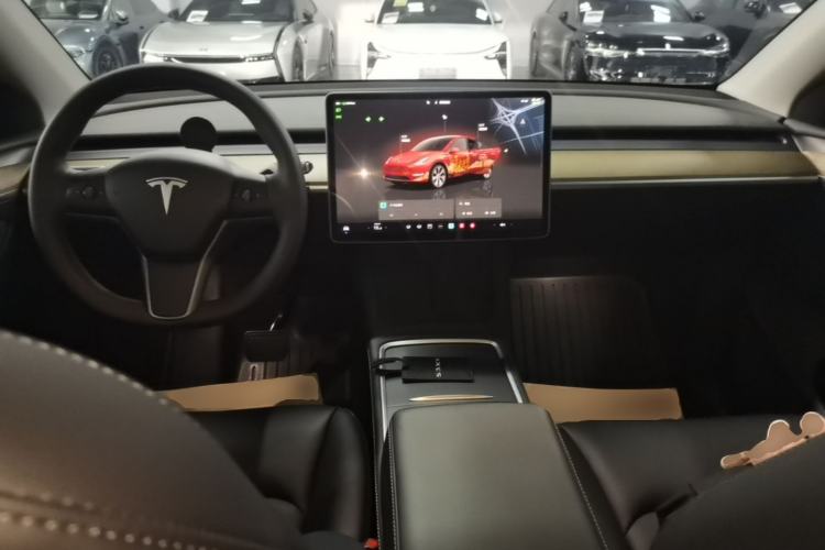 Used Tesla Model Y 2022 Revised Version Rear-Wheel Drive Center Console