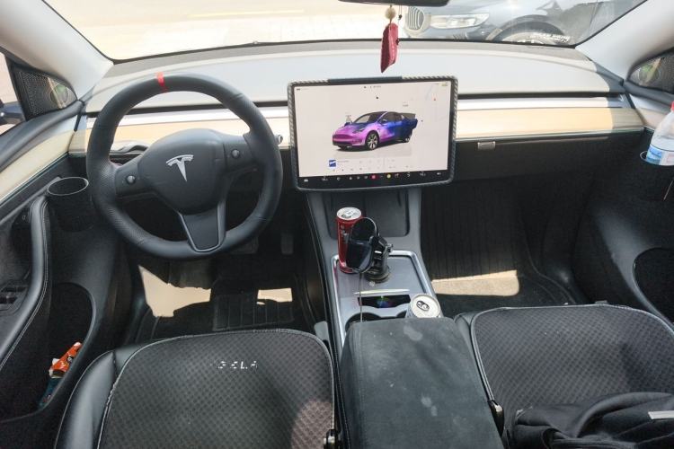 Used Tesla Model Y 2022 Revised Version Rear-Wheel Drive Center Console