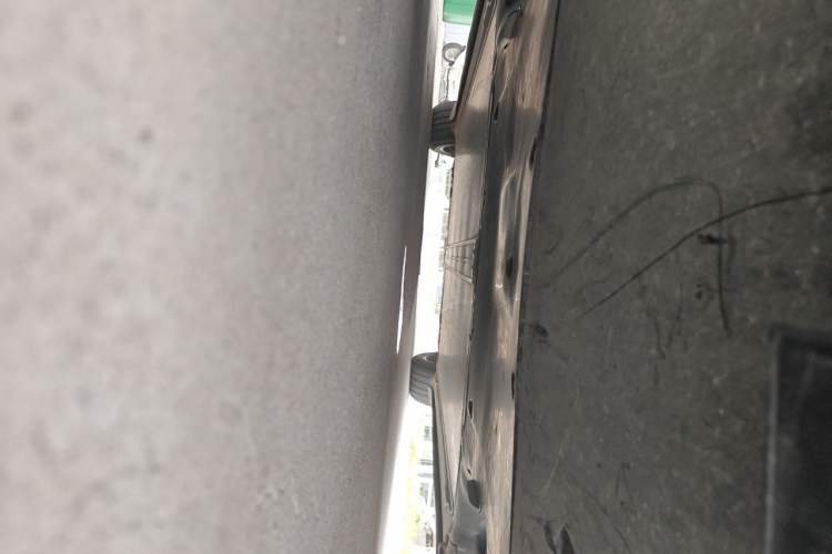 Used Tesla Model Y 2022 Revised Version Rear-Wheel Drive Chassis Front