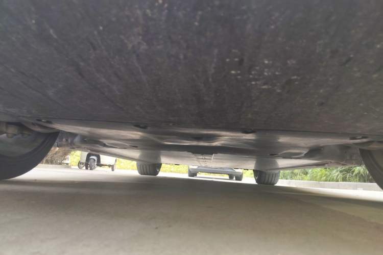 Used Tesla Model Y 2022 Rear-Wheel-Drive Version Chassis Front