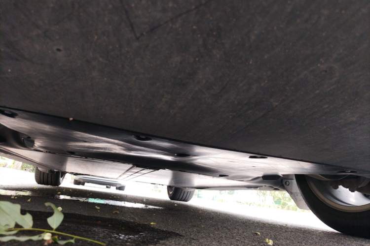 Used Tesla Model Y 2022 Rear-Wheel-Drive Version Chassis Front