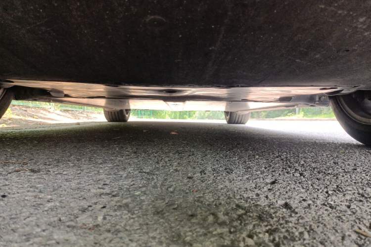 Used Tesla Model Y 2022 Rear-Wheel-Drive Version Chassis Front
