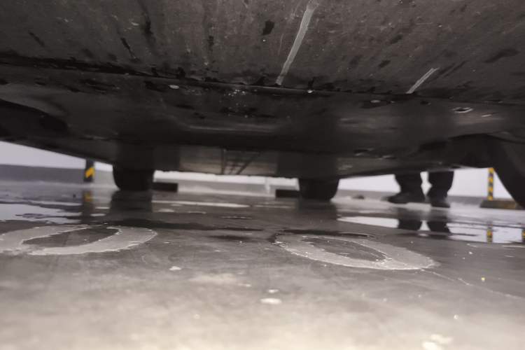 Used Tesla Model Y 2022 Rear-Wheel-Drive Version Chassis Front