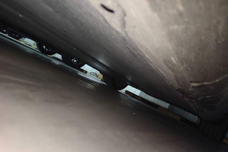 Used Tesla Model Y 2022 Rear-Wheel-Drive Version Chassis Front Left
