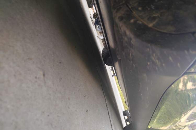 Used Tesla Model Y 2022 Rear-Wheel-Drive Version Chassis Front Left