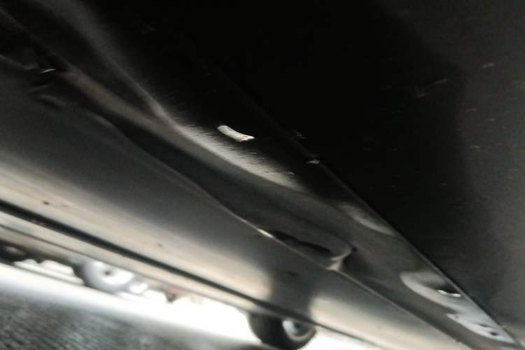 Used Tesla Model Y 2022 Revised Version Rear-Wheel Drive Chassis Front Left