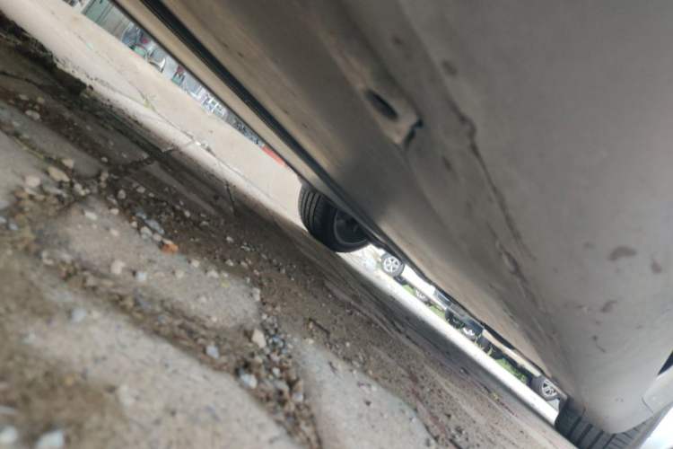 Used Tesla Model Y 2022 Rear-Wheel-Drive Version Chassis Front Left