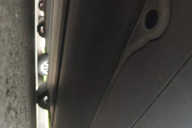 Used Tesla Model Y 2022 Rear-Wheel-Drive Version Chassis Front Left