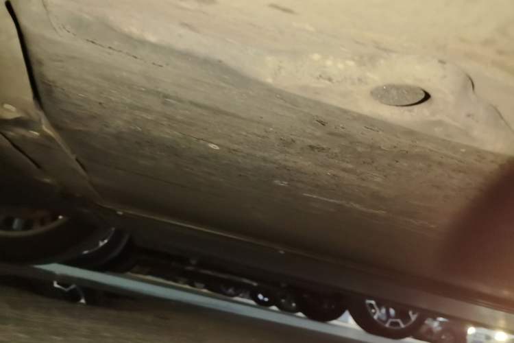 Used Tesla Model Y 2022 Revised Version Rear-Wheel Drive Chassis Front Left