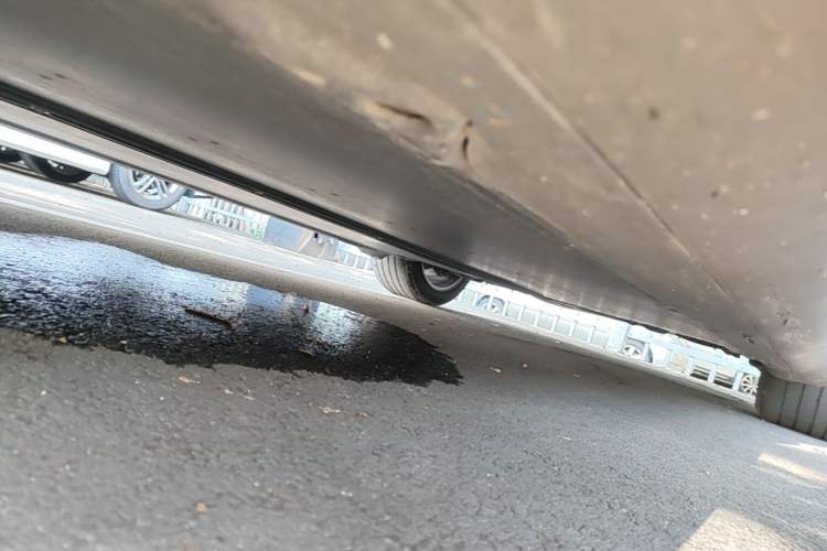Used Tesla Model Y 2022 Revised Version Rear-Wheel Drive Chassis Front Left