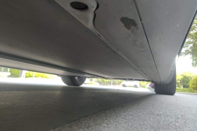 Used Tesla Model Y 2022 Rear-Wheel-Drive Version Chassis Front Left