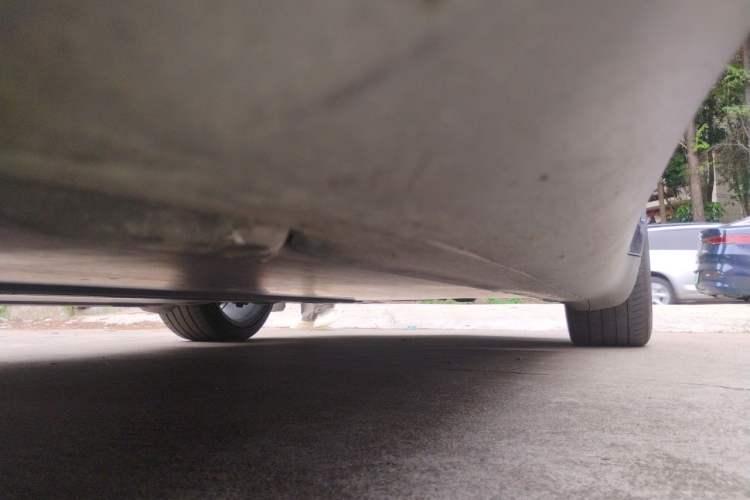 Used Tesla Model Y 2022 Rear-Wheel-Drive Version Chassis Front Left