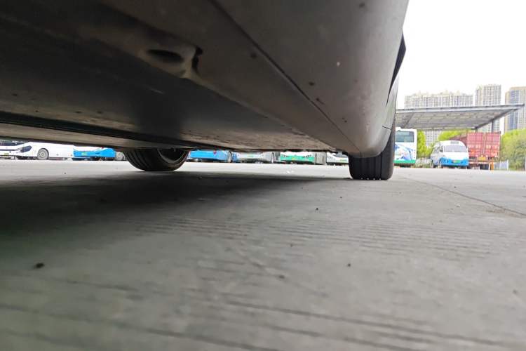 Used Tesla Model Y 2022 Rear-Wheel-Drive Version Chassis Front Left