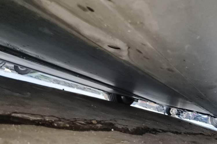Used Tesla Model Y 2022 Long-Range All-Wheel-Drive Version Chassis Front Left