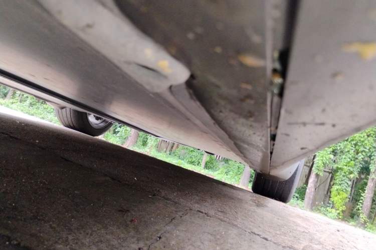 Used Tesla Model Y 2022 Revised Version Rear-Wheel Drive Chassis Front Left