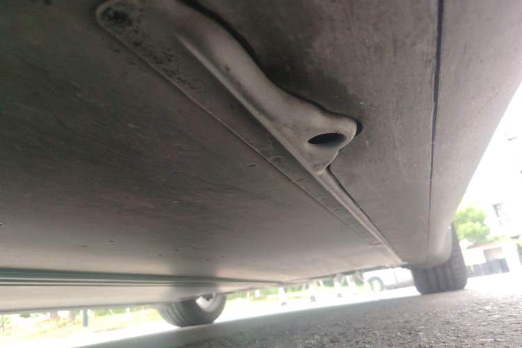Used Tesla Model Y 2022 Rear-Wheel-Drive Version Chassis Front Left