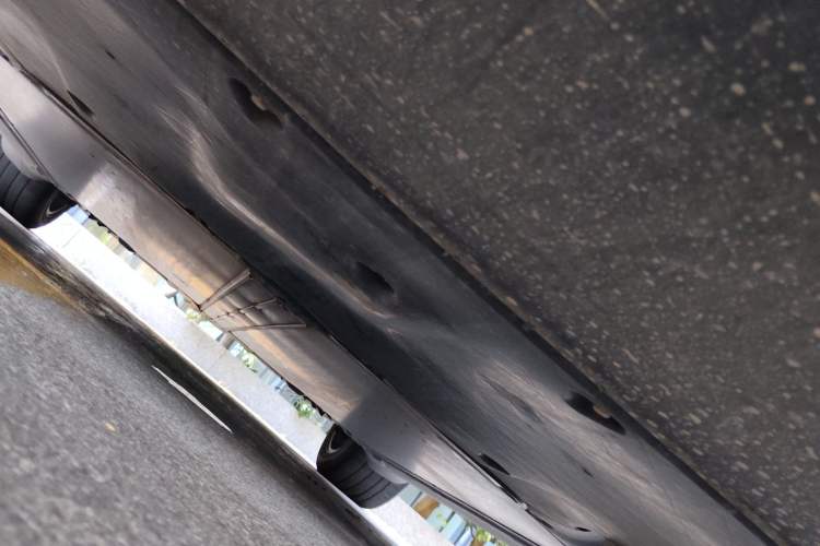 Used Tesla Model Y 2022 Rear-Wheel-Drive Version Chassis Front
