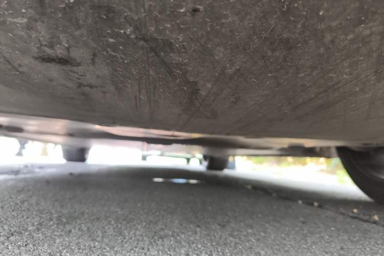 Used Tesla Model Y 2022 Long-Range All-Wheel-Drive Version Chassis Front