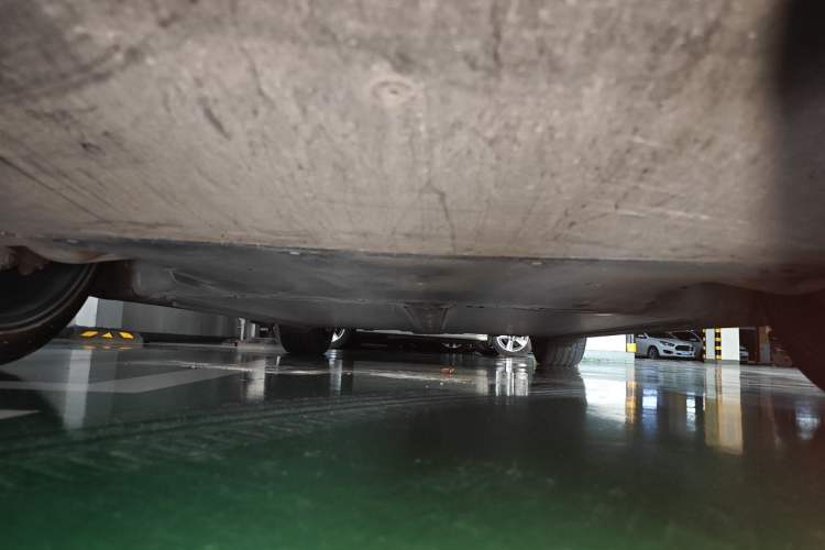 Used Tesla Model Y 2022 Rear-Wheel-Drive Version Chassis Front